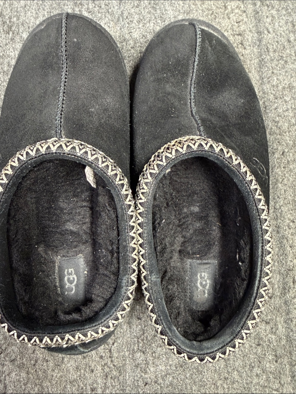 UGG Black Suede Men’s Slip-On Moccasin - Picture 8 of 9